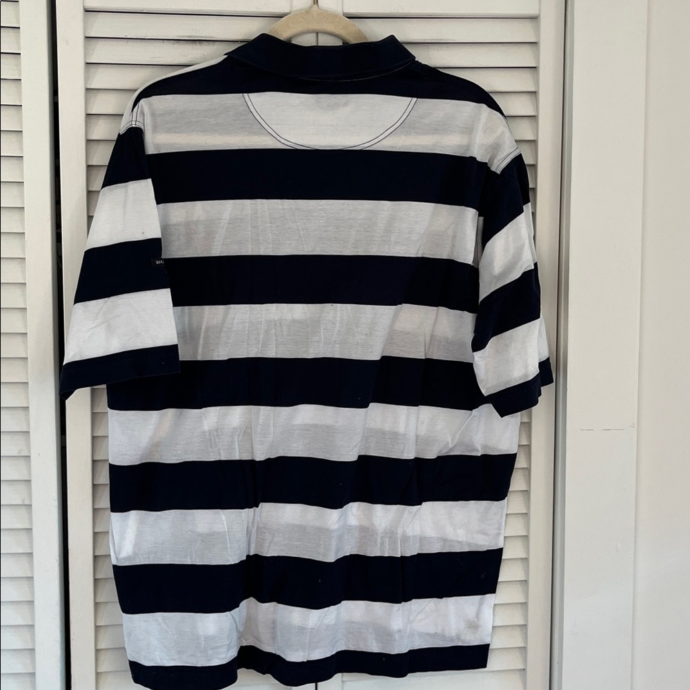 Burberry Golf Polo Shirt Sz XL Navy and White Logo - Picture 7 of 8